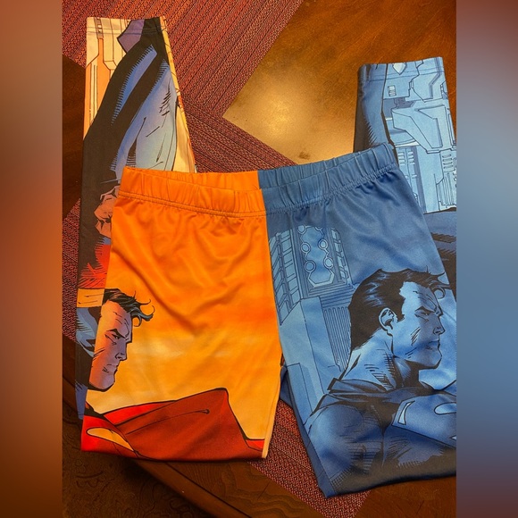 NWOT DC Comic Ladies Women's Superman Print Polyester Blend Stretchy Leggings L - Picture 1 of 13